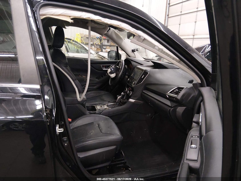 2021 SUBARU FORESTER auction photo 5
