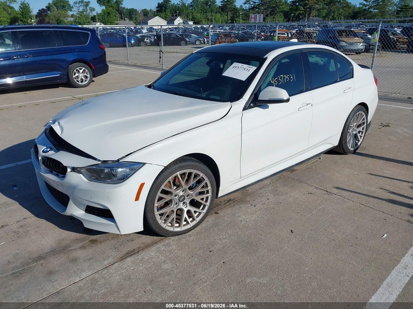 Vin: wba3b9g58fnr92877, lot: 45875517, bmw 335i xdrive 20152