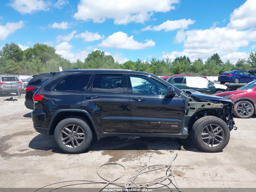 JEEP GRAND CHEROKEE - zdjęcie 14