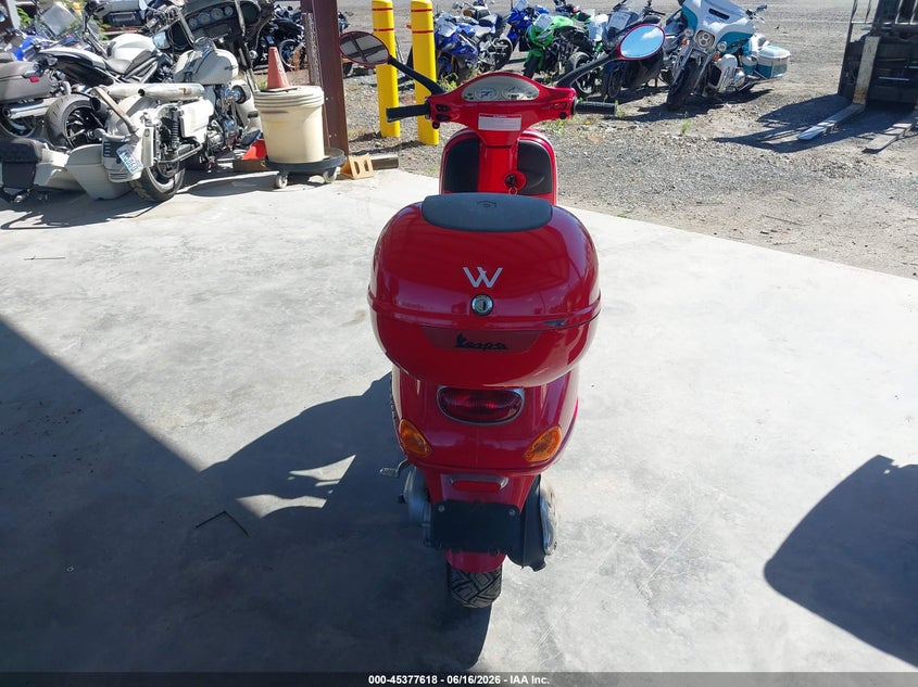 2005 Vespa C161C VIN: ZAPC16C1055008948 Lot: 45377618