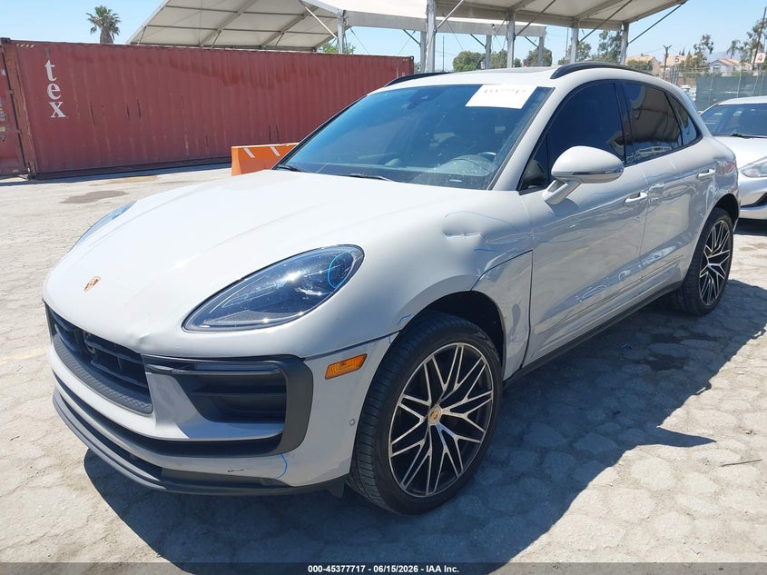 2023 PORSCHE MACAN auction photo 2