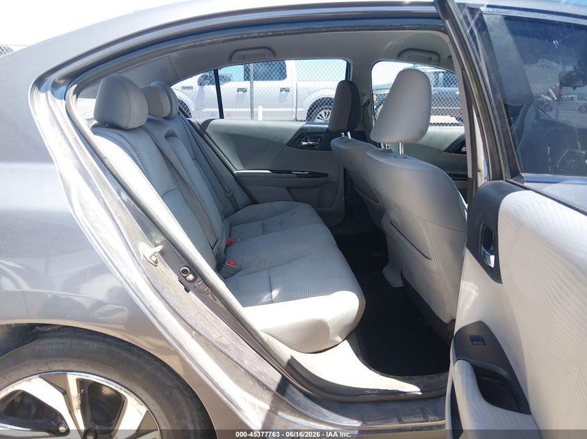 2017 HONDA ACCORD auction photo 8