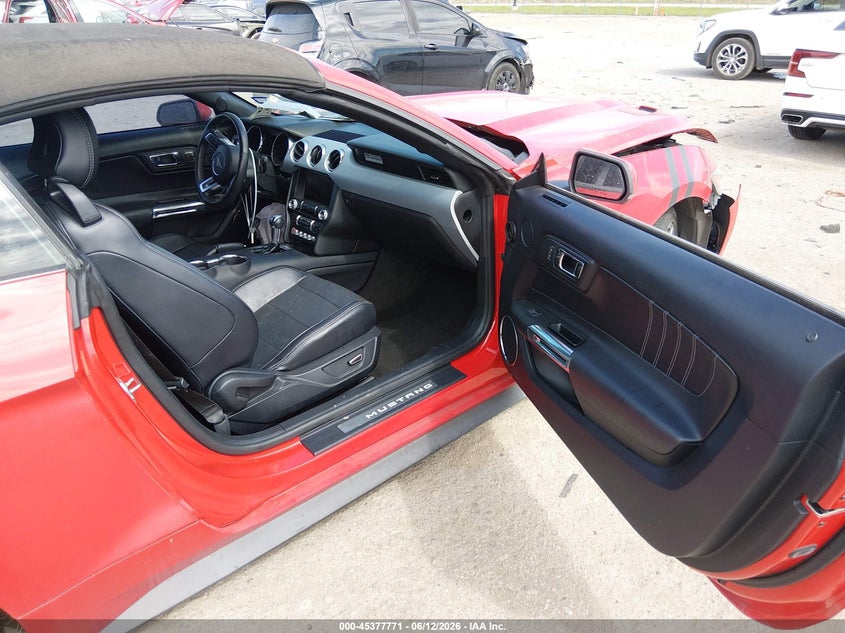 FORD MUSTANG - zdjęcie 5