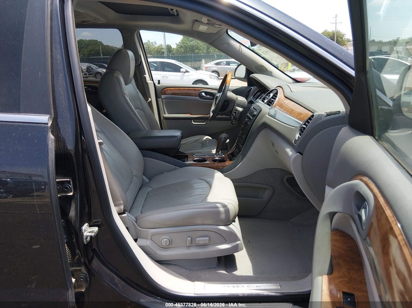 2010 BUICK ENCLAVE auction photo 5