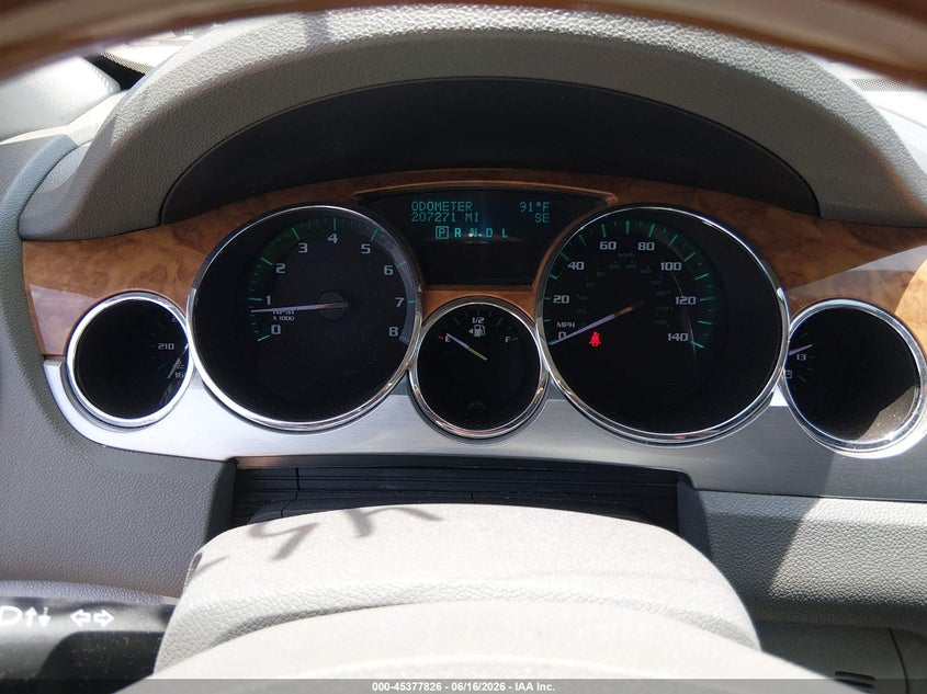 2010 BUICK ENCLAVE auction photo 7