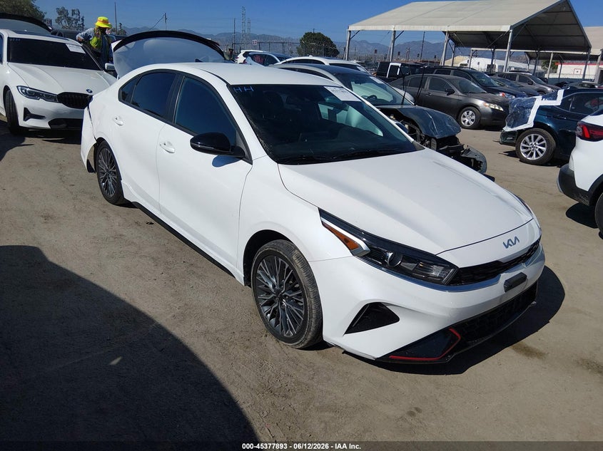Vin: 3kpf54ad8pe610685, lot: 45875879, kia forte gt-line 2023 img_1