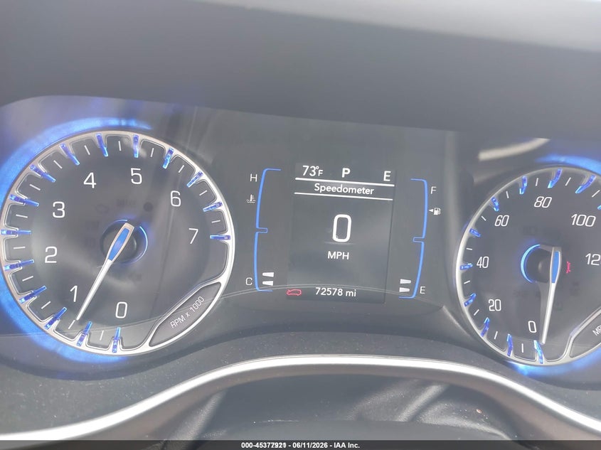 2020 CHRYSLER VOYAGER auction photo 7