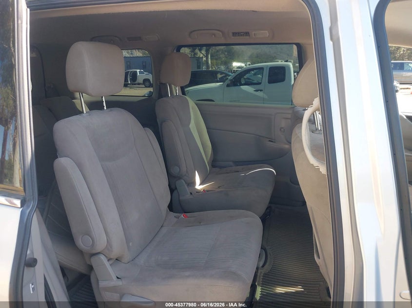 2015 Nissan Quest Platinum/S/Sl/Sv VIN: JN8AE2KP0F9127349 Lot: 45377980