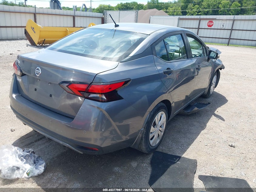 2020 NISSAN VERSA auction photo 4