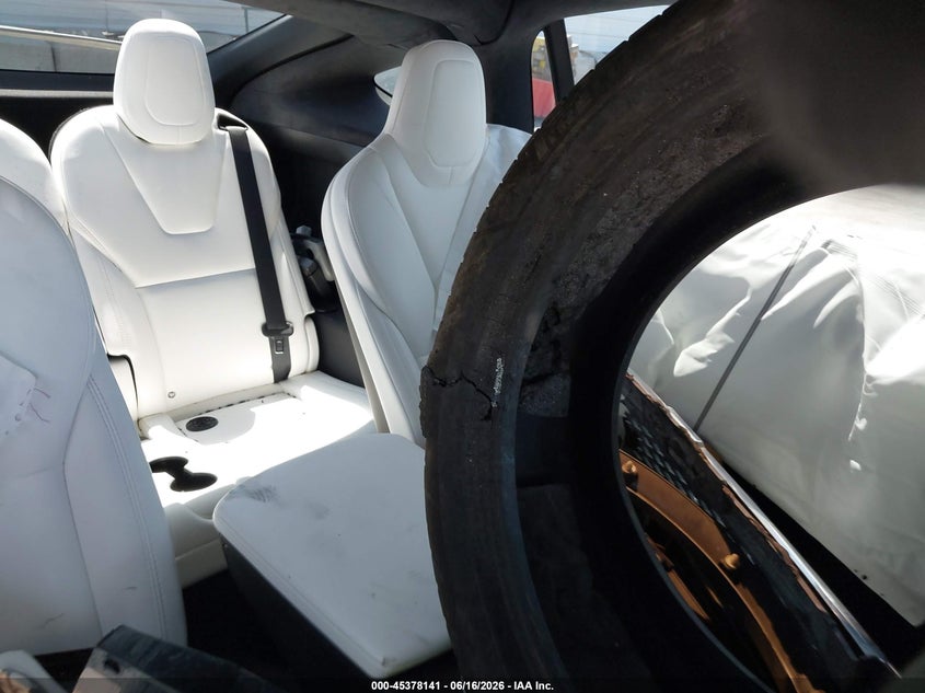 2018 Tesla Model X 100D/75D/P100D VIN: 5YJXCBE2XJF091535 Lot: 45378141