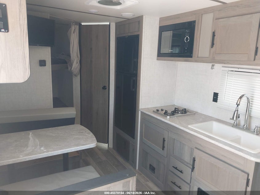 2021 GULFSTREAM AMERILITE 197BH auction photo 5