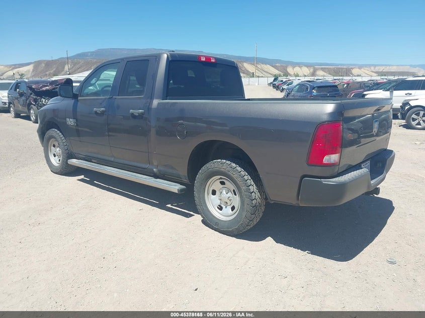 2017 RAM 1500 auction photo 3
