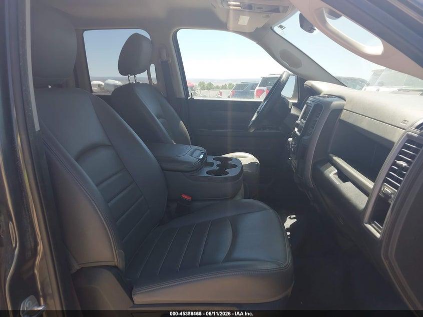 2017 RAM 1500 auction photo 5