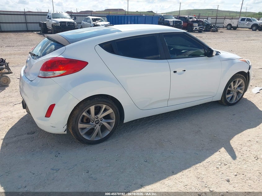 VIN KMHTC6AD6HU310744 2017 HYUNDAI VELOSTER