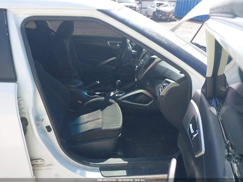 VIN KMHTC6AD6HU310744 2017 HYUNDAI VELOSTER