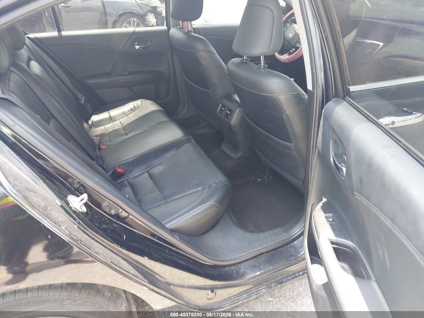 2017 HONDA ACCORD auction photo 8