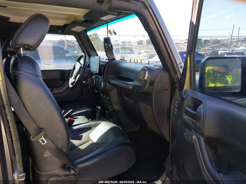 2017 JEEP WRANGLER UNLIMITED auction photo 5