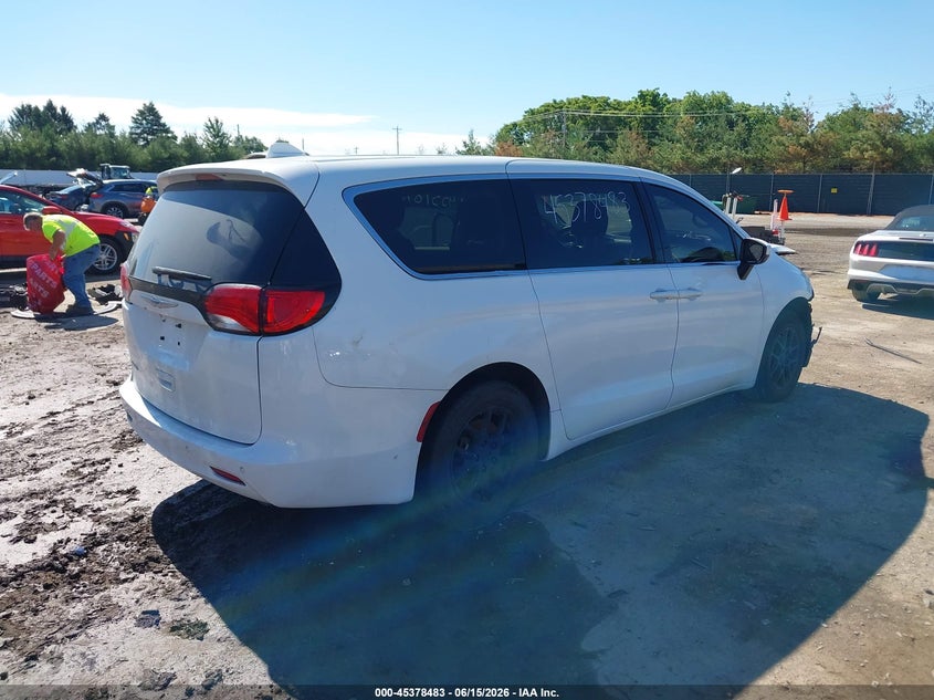 Vin: 2c4rc1cg5lr110985, lot: 45876469, chrysler voyager lx 20204