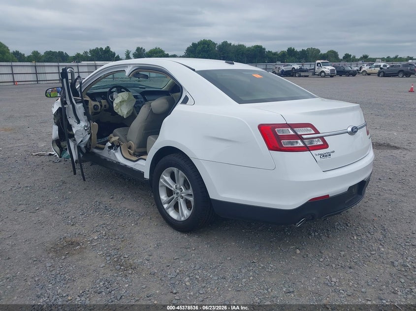 Vin: 1fahp2d85jg122863, lot: 45876522, ford taurus se 20183