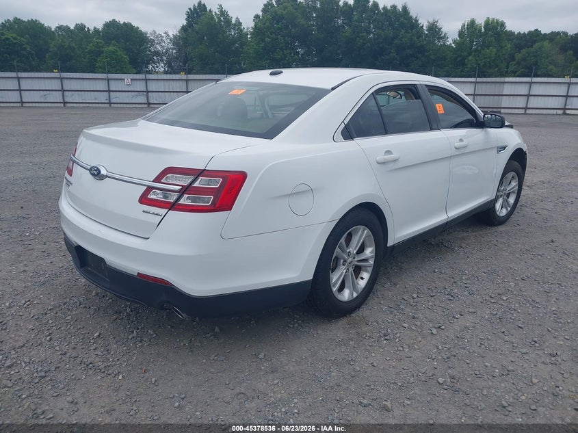 Vin: 1fahp2d85jg122863, lot: 45876522, ford taurus se 20184