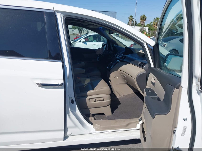 2011 HONDA ODYSSEY auction photo 5