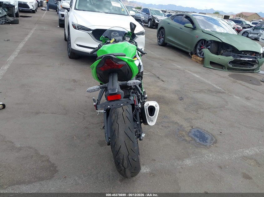 2025 KAWASAKI ZX636 auction photo 6