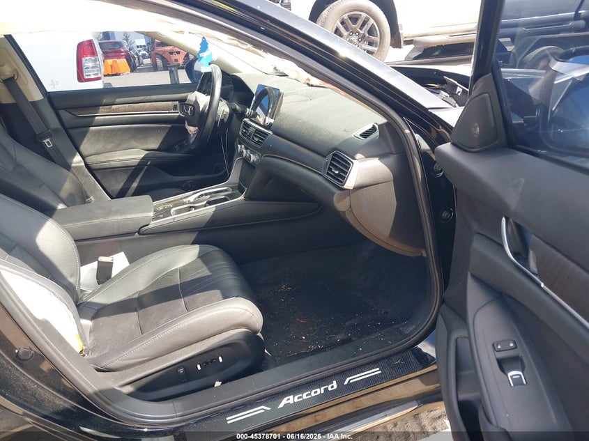 2020 HONDA ACCORD auction photo 5