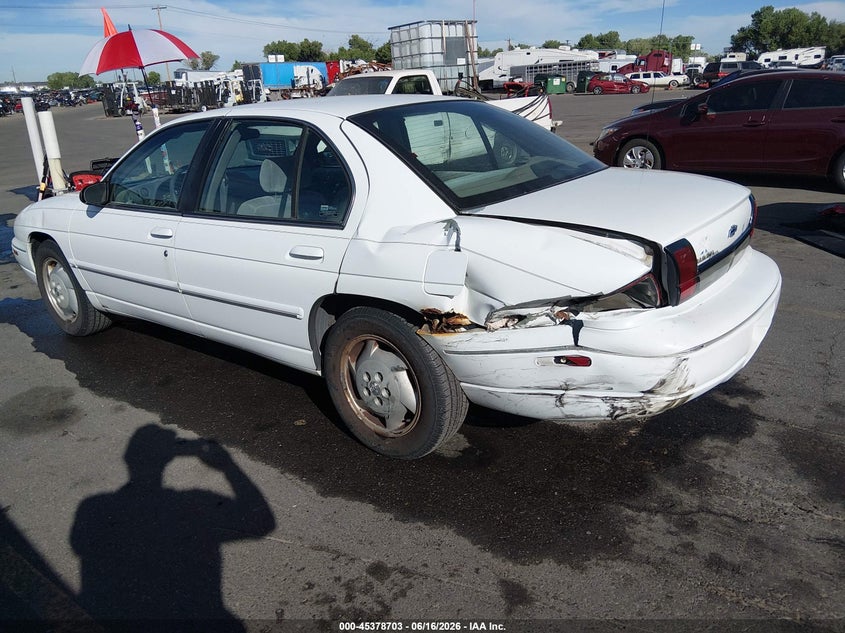 1999 CHEVROLET LUMINA auction photo 3