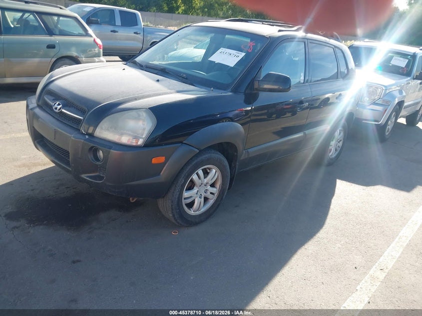 2008 HYUNDAI TUCSON auction photo 2