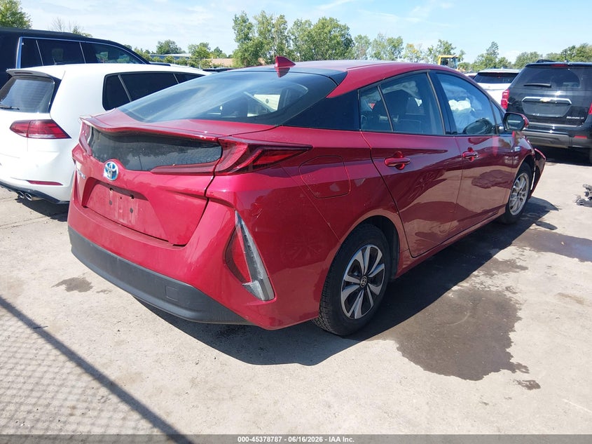 2017 TOYOTA PRIUS PRIME auction photo 4