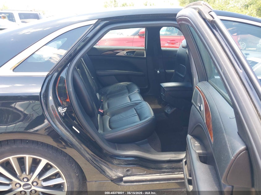 2017 LINCOLN MKZ auction photo 8