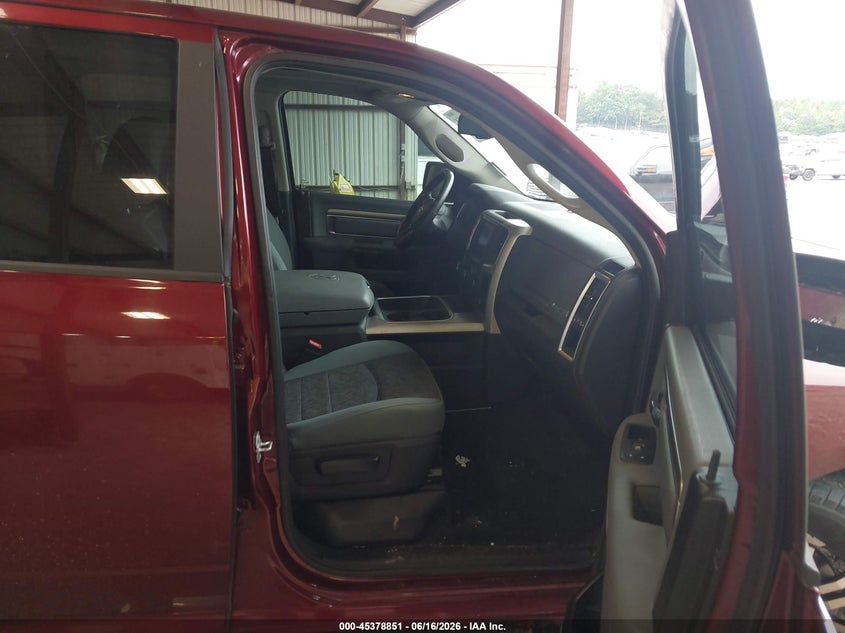 2017 RAM 1500 auction photo 5