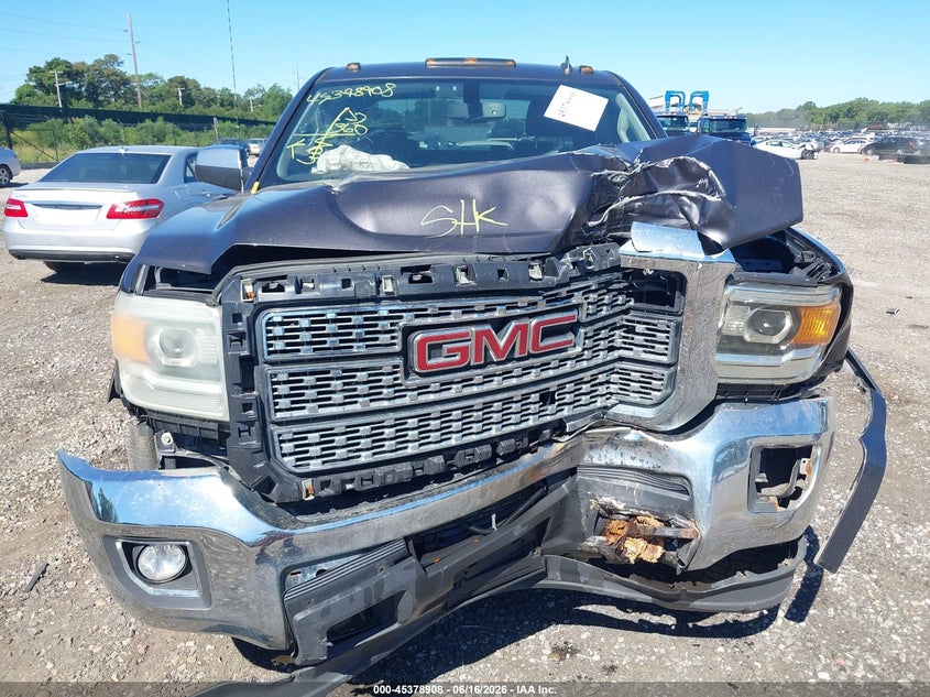 GMC SIERRA 2500HD - zdjęcie 12
