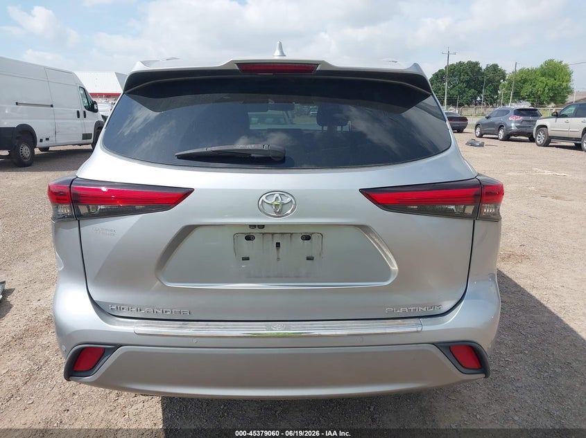 TOYOTA HIGHLANDER - zdjęcie 15