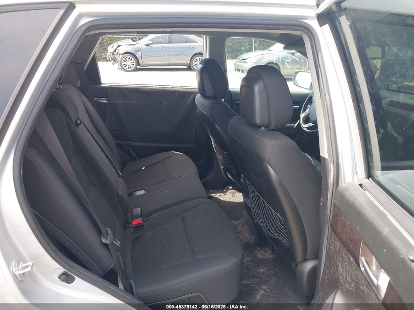 KIA SORENTO 2014 VIN 5XYKTCA66EG471883