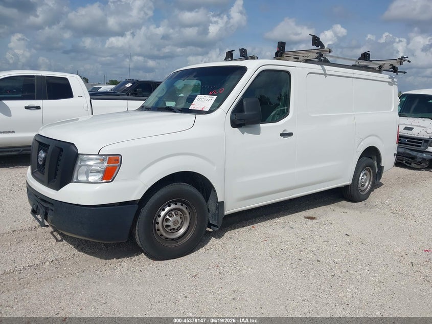 1N6BF0KM2JN817141 2018 NISSAN NV CARGO NV1500 S V6 photo 1