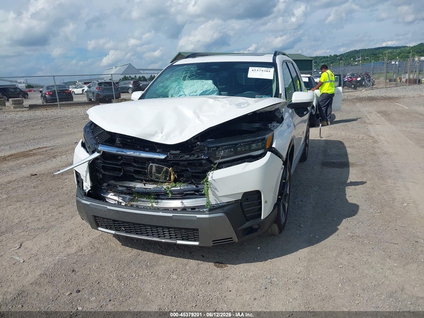 Vin: 5fnyg1h71tb016431, lot: 45877195, honda pilot touring/touring blackout 20262