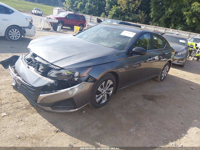 2024 NISSAN ALTIMA auction photo 2