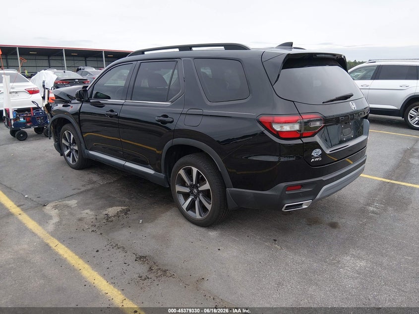 2023 HONDA PILOT auction photo 3