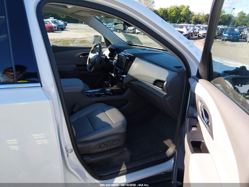 2018 CHEVROLET TRAVERSE auction photo 5