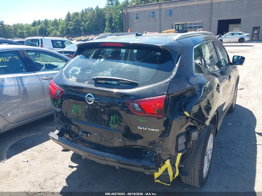 2018 NISSAN ROGUE SPORT auction photo 4