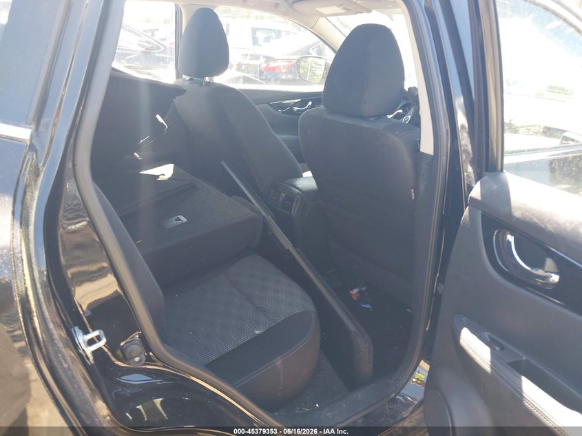 2018 NISSAN ROGUE SPORT auction photo 8