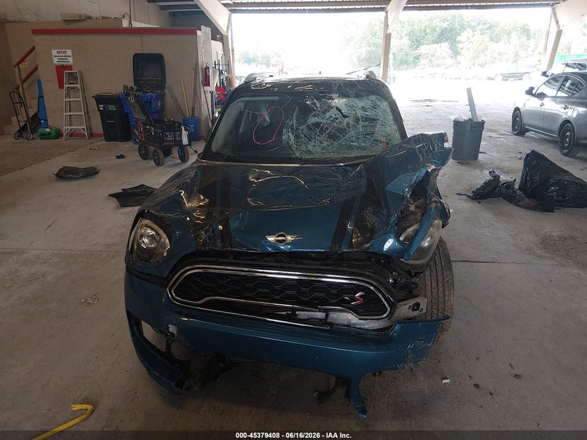 2018 Mini Countryman Cooper S VIN: WMZYT5C38J3D82214 Lot: 45379408