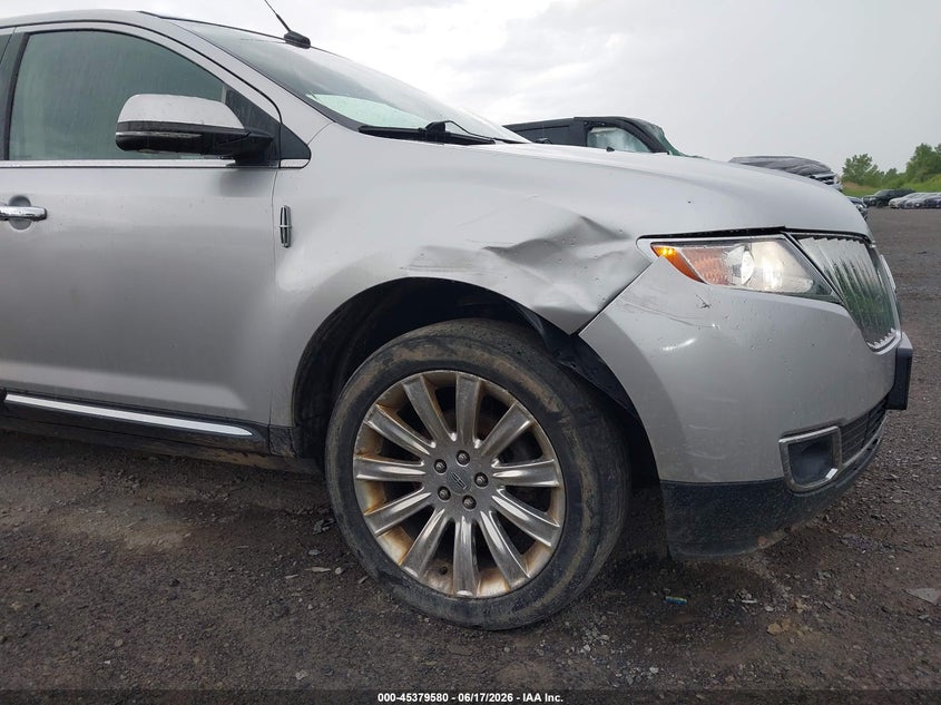 2014 Lincoln Mkx VIN: 2LMDJ8JK5EBL13872 Lot: 45379580