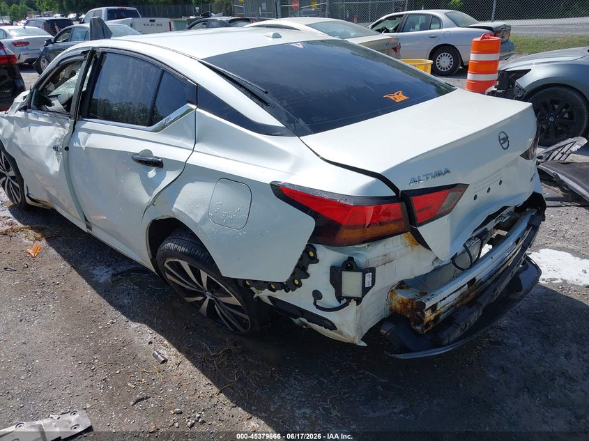 VIN 1N4BL4CW2LC272159 2020 NISSAN ALTIMA SR INTELLIGENT AWD