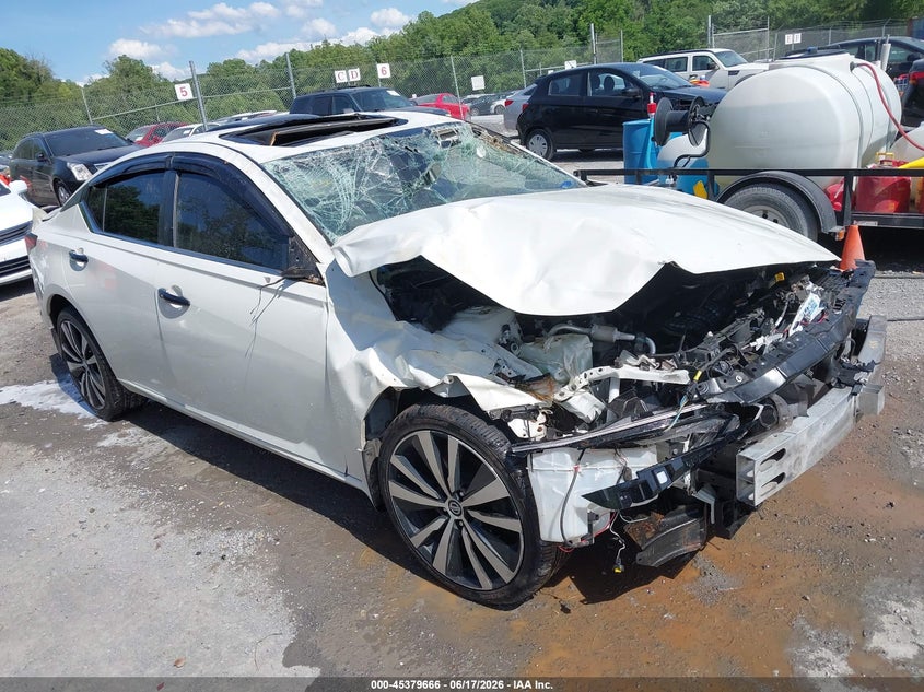 NISSAN ALTIMA SR INTELLIGENT AWD 2020