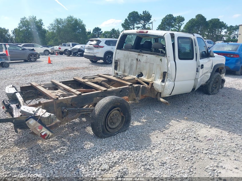 2005 CHEVROLET SILVERADO 2500HD auction photo 4