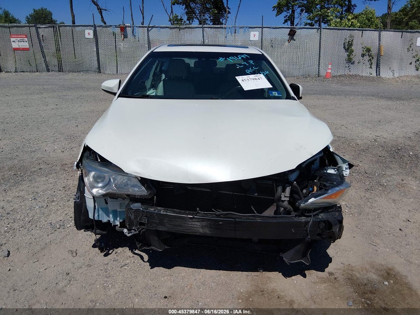 2015 TOYOTA CAMRY HYBRID auction photo 6