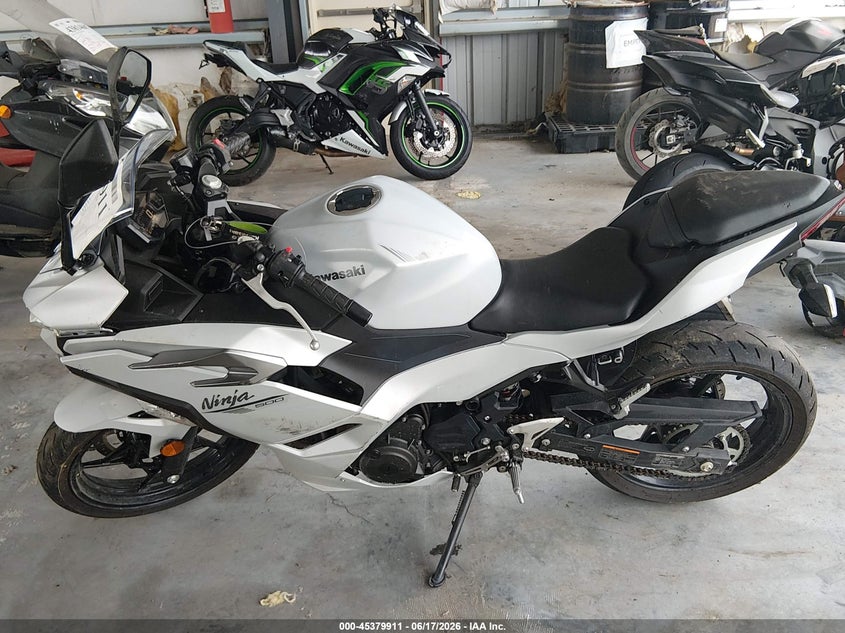 2025 Kawasaki Ex500 H VIN: ML5EXGH17SDA56727 Lot: 45379911