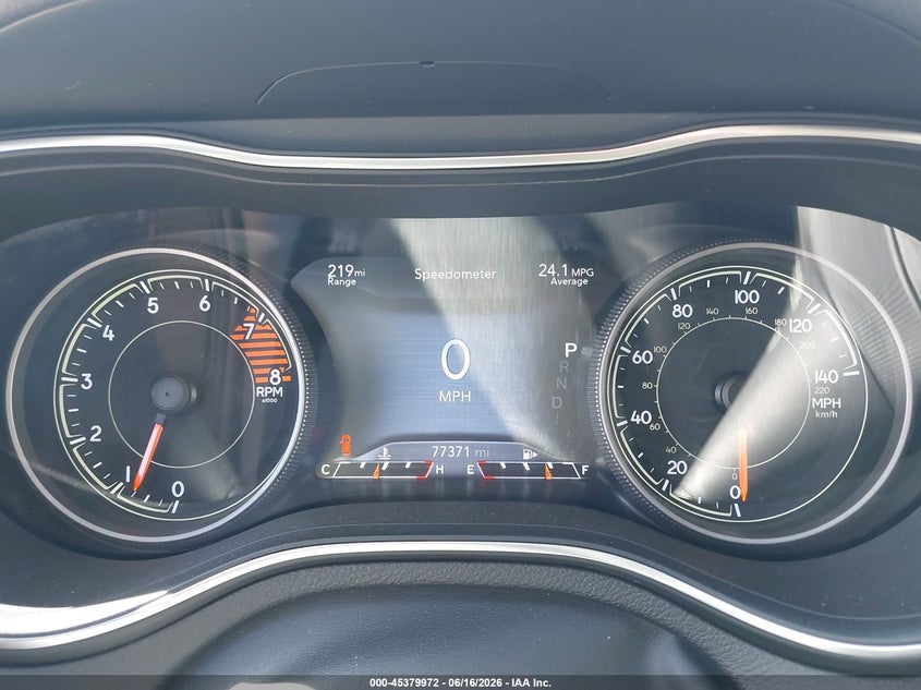 2019 JEEP CHEROKEE auction photo 7